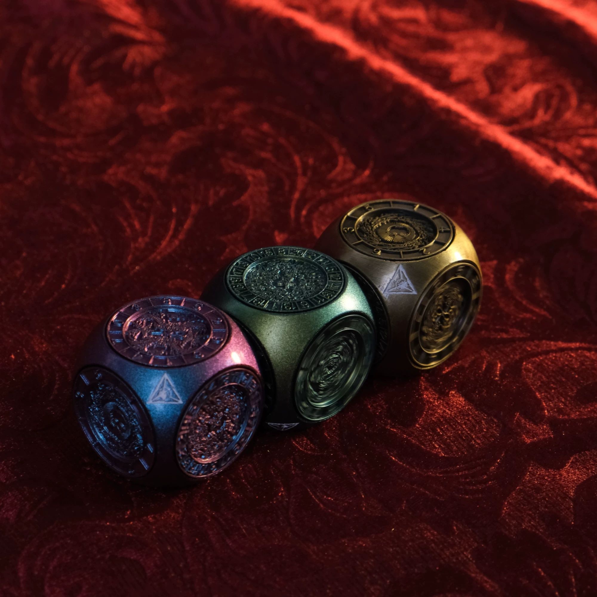 6-Sided Metal Dice Set Vintage - огляд і ціна Vintage Collectible Board Games