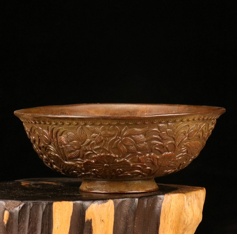 Vintage Decorative Bronze Bowl - огляд і ціна Vintage Collectible Dishes